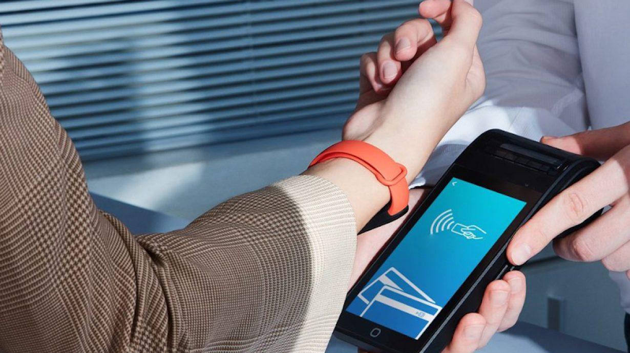 How RFID Wristbands Work How Does RFID Wristband Work? A Full Breakdown