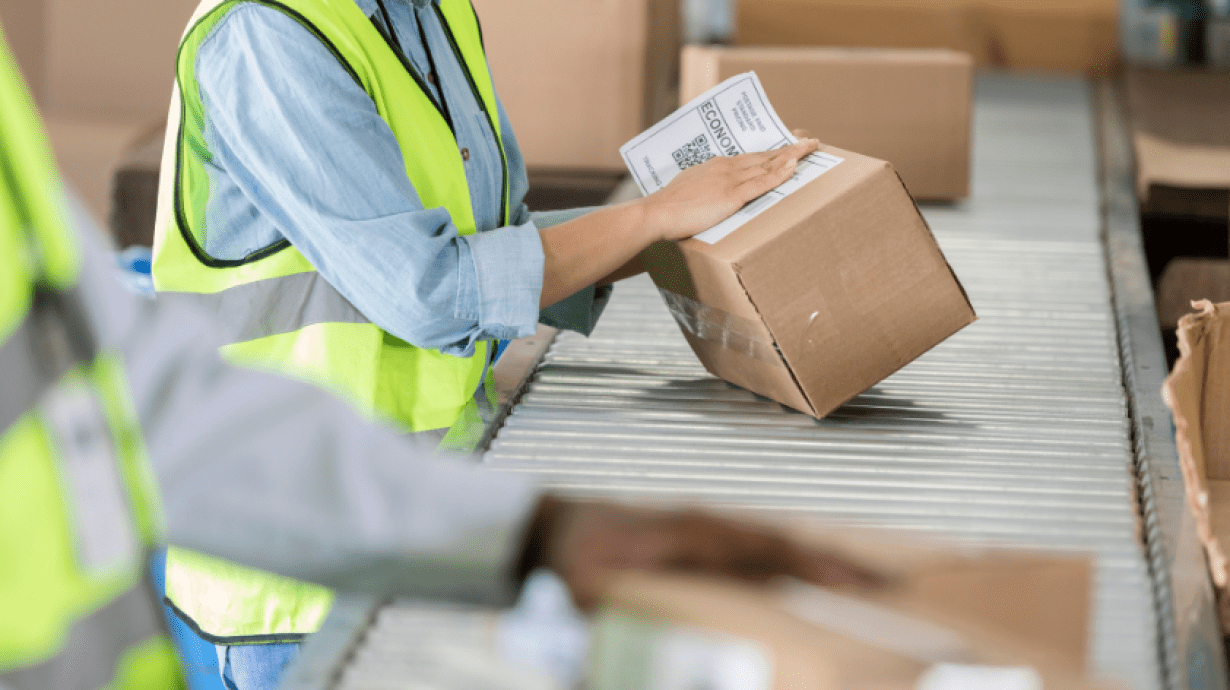 What Is an RFID Chip Sticker and How Is It Used What Is an RFID Chip Sticker and How Is It Used?
