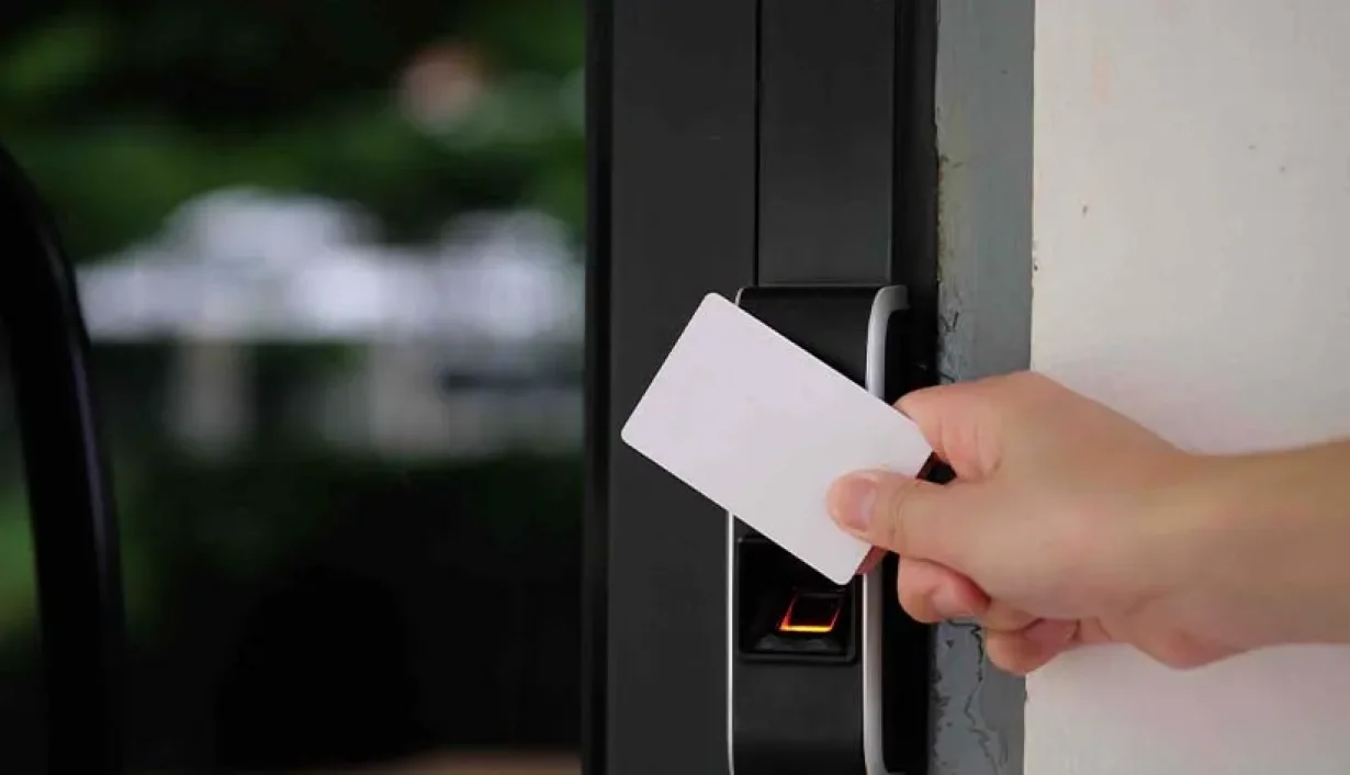 Application of smart contactless card Proximity Cards, Vicinity Cards, and RFID Cards: What’s the Connection?