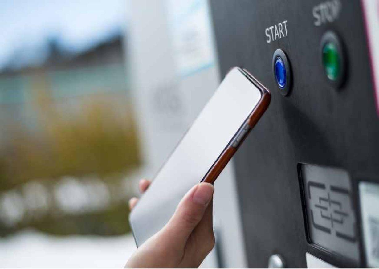 Applications with NFC Technology Applications with NFC Technology