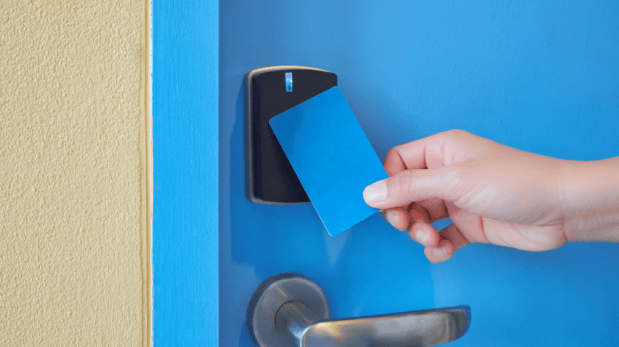 How Hotel Key Cards Work How Hotel Key Cards Work