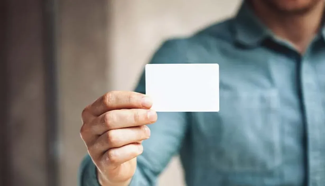 How to Select the Perfect Material for Your Hotel Key Cards How to Select the Perfect Material for Your Hotel Key Cards?