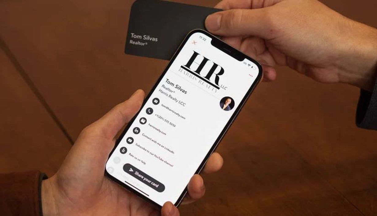 NFC business card NFC Business Cards: The Revolution Of Modern Business Exchanges
