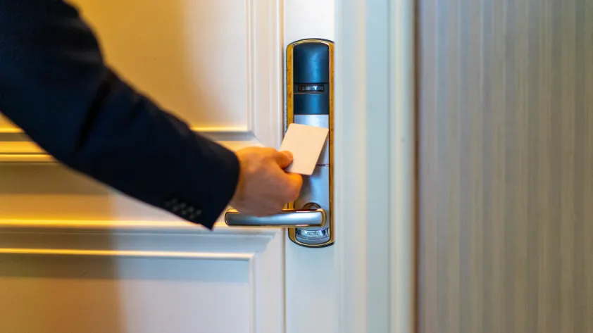rfid-key-card-technology-gives-hotels-a-smart-and-secure-way RFID key card technology gives hotels a smart and secure way