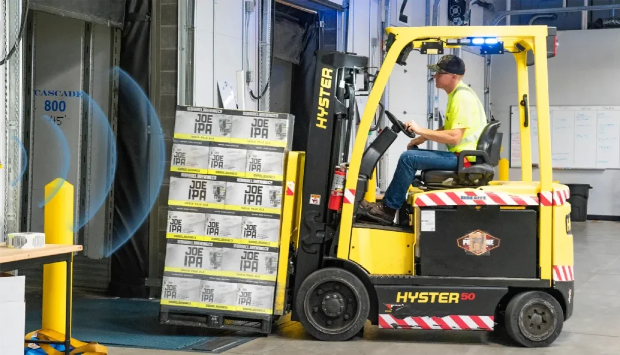 Enterprise fixed RFID reader installation